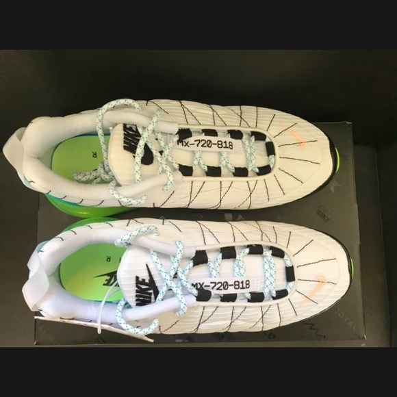 Nike Air Max 720-818 White / Ghost Green - Picture 3 of 9